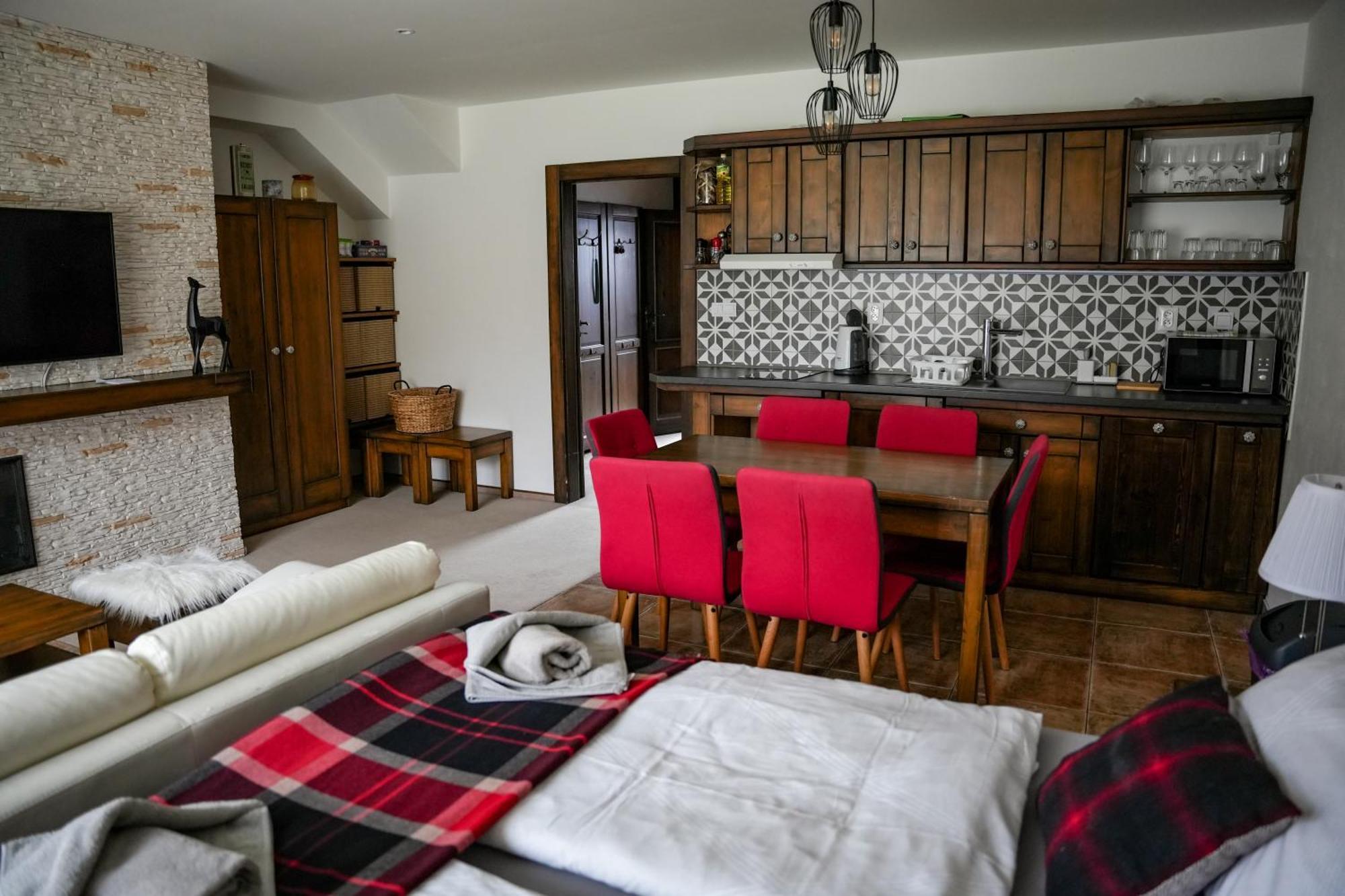 Family Apartment In Татранська Ломниця Екстер'єр фото