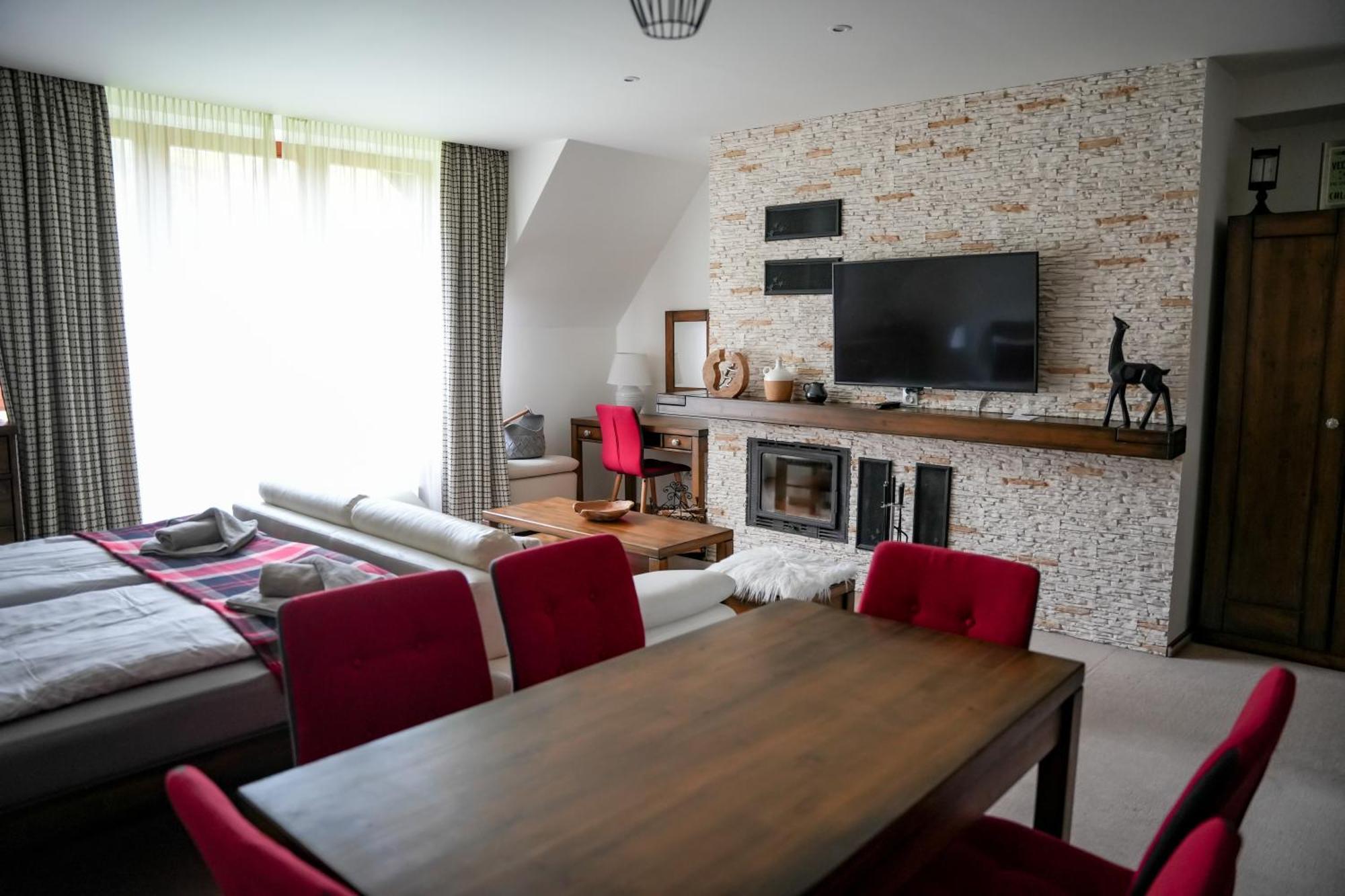 Family Apartment In Татранська Ломниця Екстер'єр фото